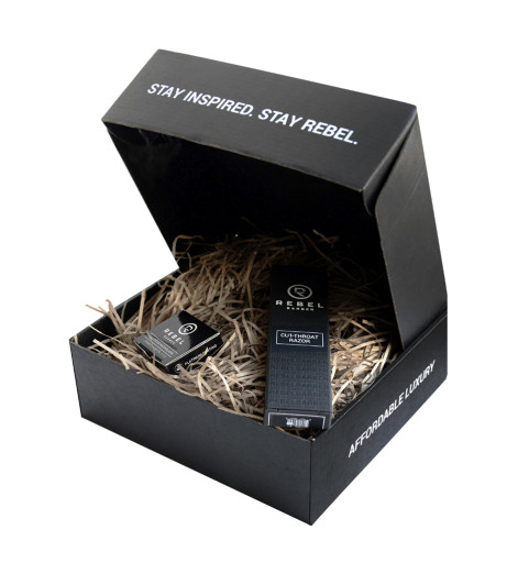Rebel Barber Predator Black & Blades / Подарочный набор (Бритва+лезвия) Rebel Barber Predator Black & Blades / Подарочный набор (Бритва+лезвия)